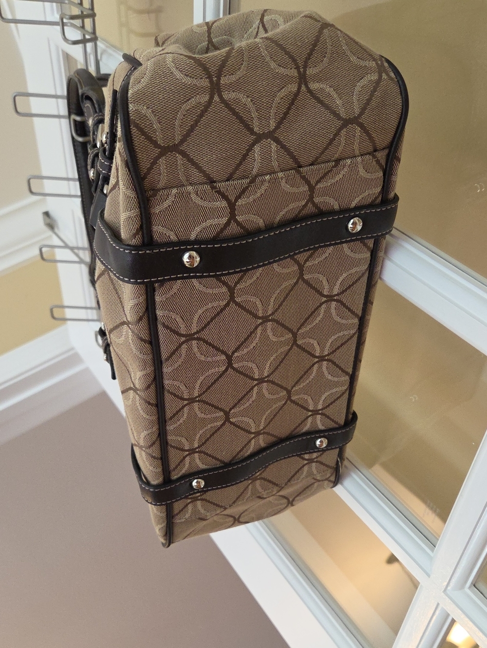 Vtg Nine West Beige Patterned Satchel/ Over Shoulder Bag with Dark Brown Trim - Picture 8 of 15
